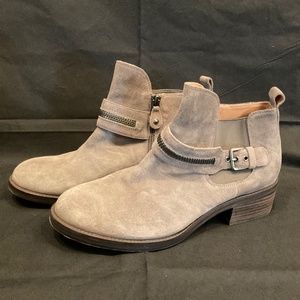 Gentle Souls “Penny” ankle boots by Kenneth Cole 8.5